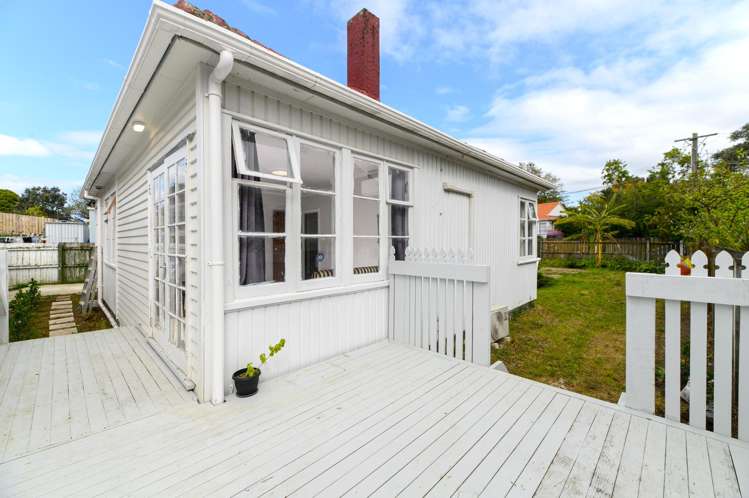 14A&B Tory Street Mt Roskill_12