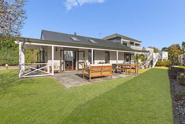 Lifestyle Living Near Town with Expansive Garaging