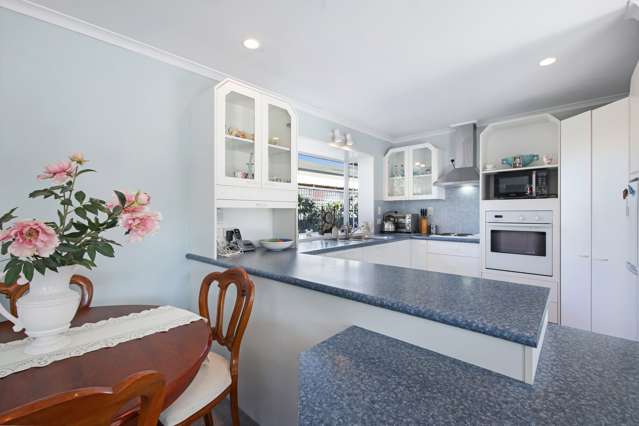 2/28 Canberra Place Redwood_2