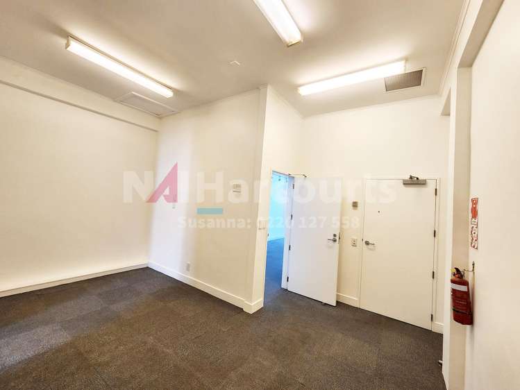 58 Commercial Road Helensville_22