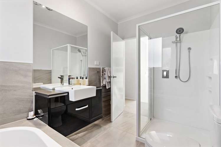 121 Barbarich Drive Stonefields_17