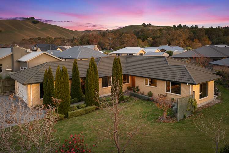 64 Hillcrest Avenue_0