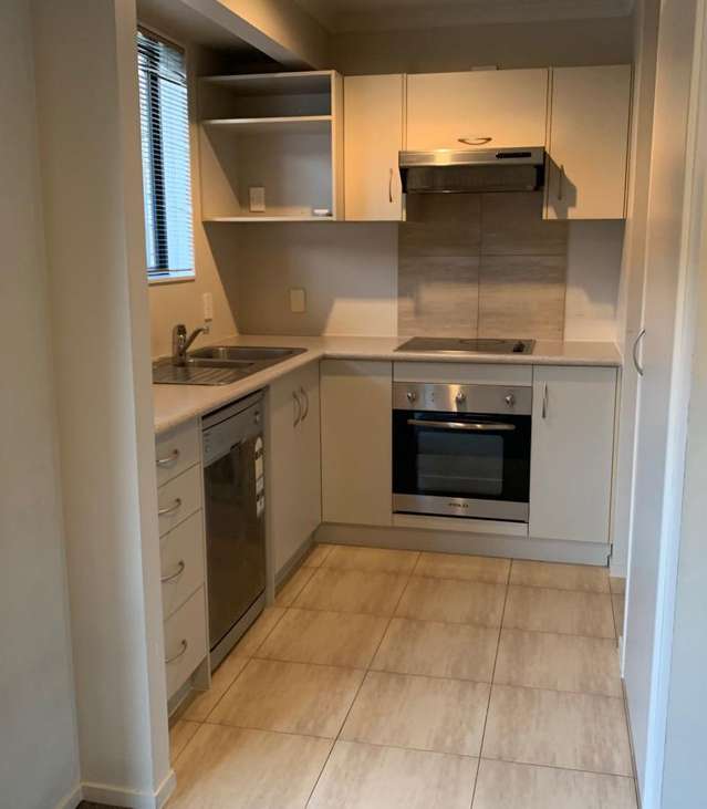 77 Rathmar Drive Alfriston_1