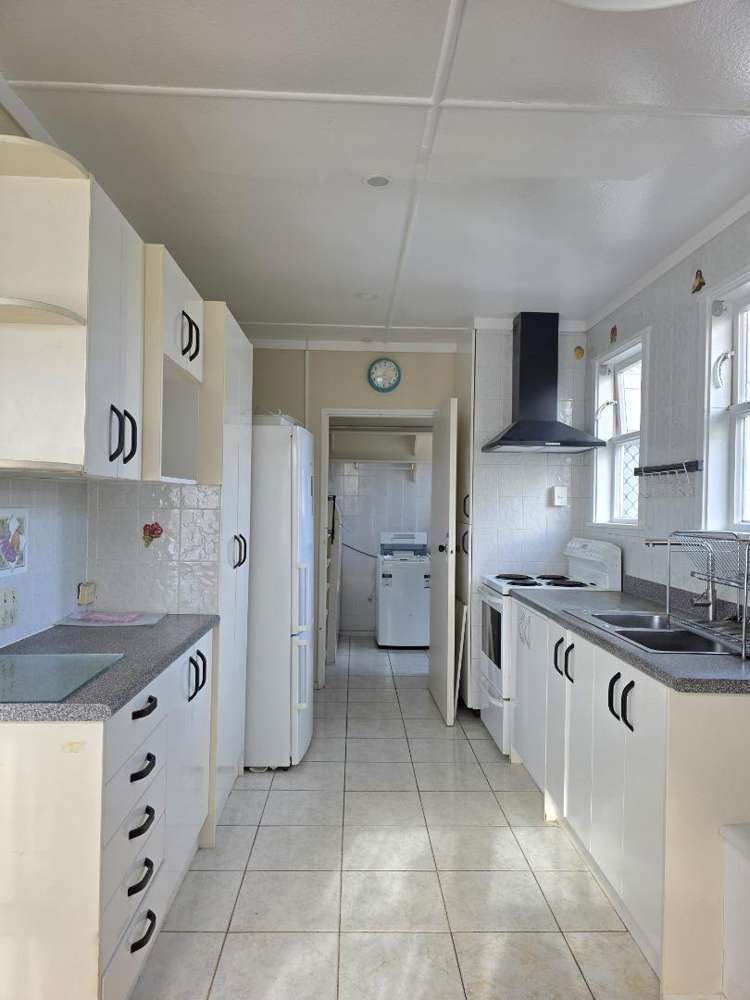 20 Renton Road Mount Albert_8
