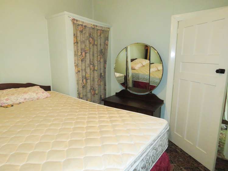 21 Grey Road Reefton_6