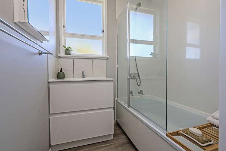 9 Burton Place Flaxmere_11