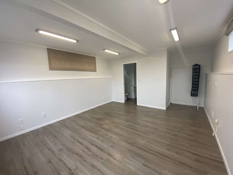 4 Trojan Crescent New Lynn_7