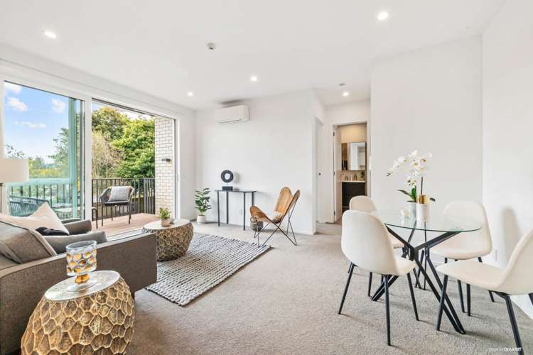 107/1b Soljak Place Mount Albert_6