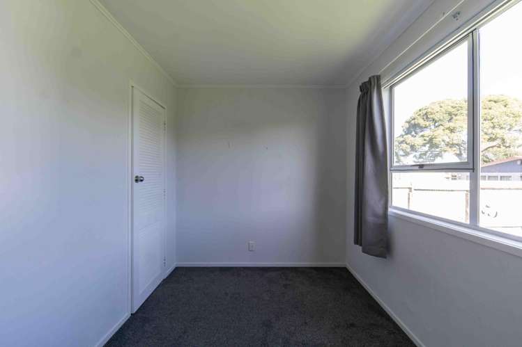 52 Karen Crescent Dinsdale_14