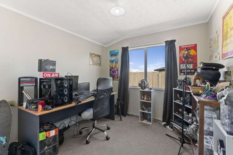 43 Arthur Crescent Hilltop_14