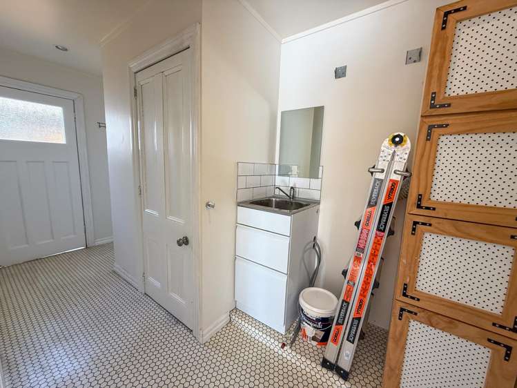 20 Takau Street Eden Terrace_12