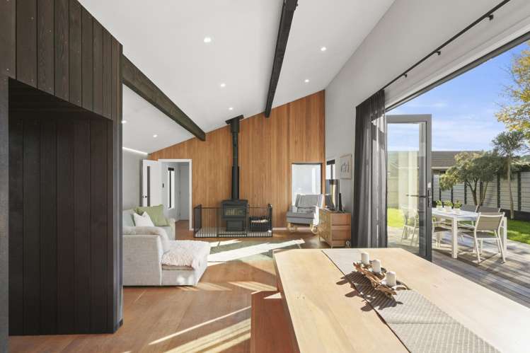 19 Dunbarton Street Redwood_2