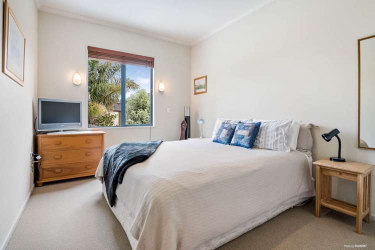 36 Danica Esplanade Te Atatu Peninsula_10