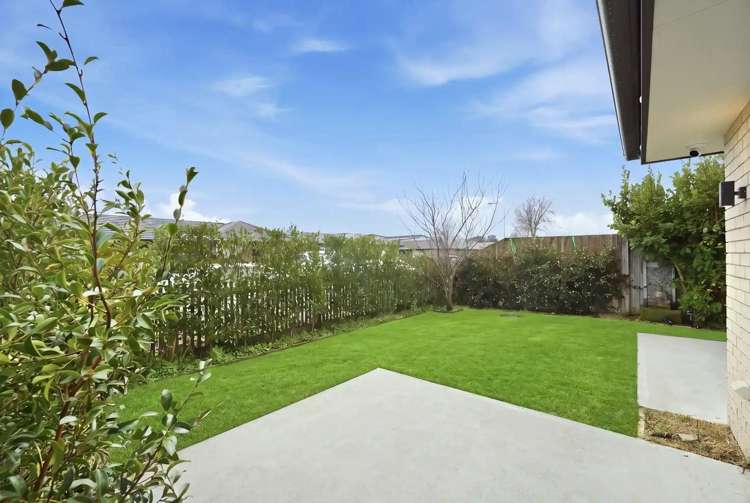 13 Haddonstone Avenue_1