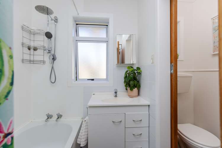 10a Lewis Street Glenview_9