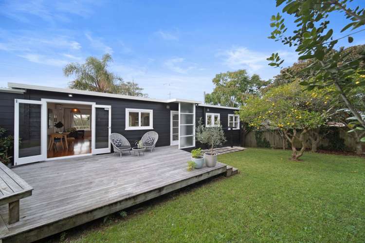 6 Megan Avenue Pakuranga Heights_25