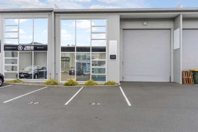 Immaculate 125sqm industrial