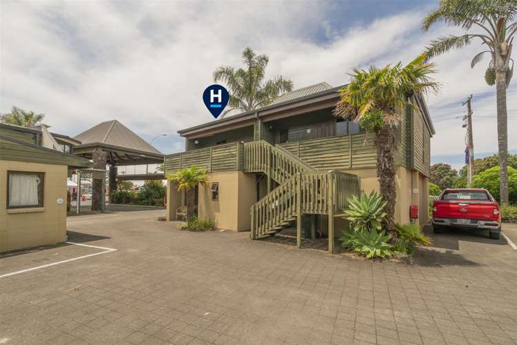 29 & 30/223 Main Road Tairua_3