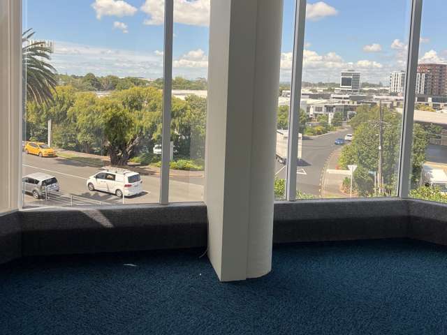 Suite B/2 Kalmia Street Ellerslie_2