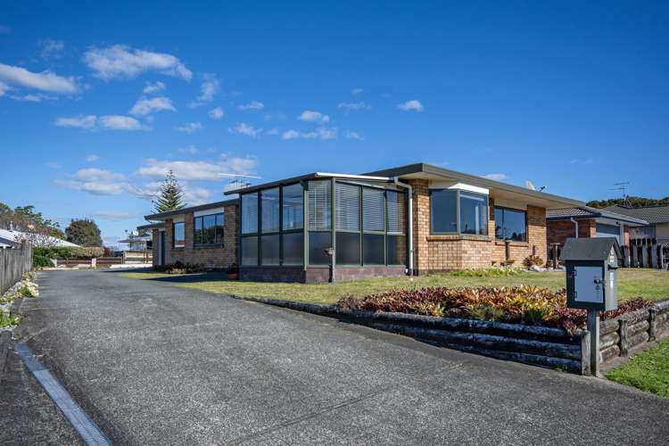 10 Elm Place Tikipunga_11