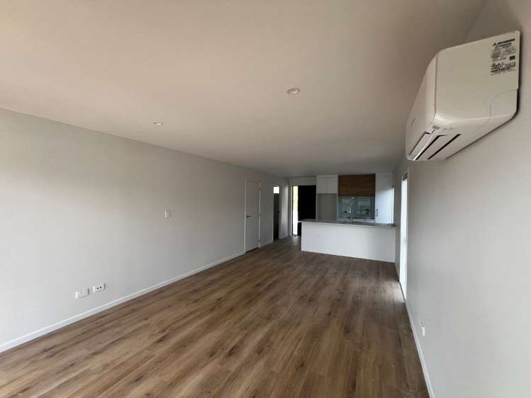 1/21 Divich Avenue Te Atatu South_3