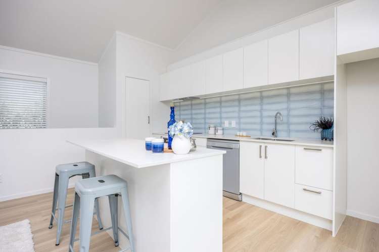 2/42 Saint Benedicts Street Eden Terrace_5