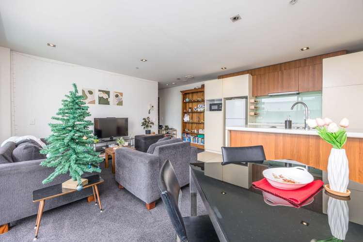 717/6 Dockside Lane Auckland Central_6