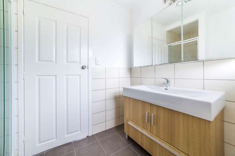 2/455 Glenfield Road Glenfield_15