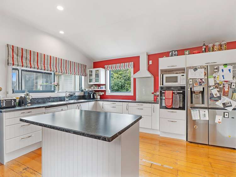 297 lake terrace road Burwood_11