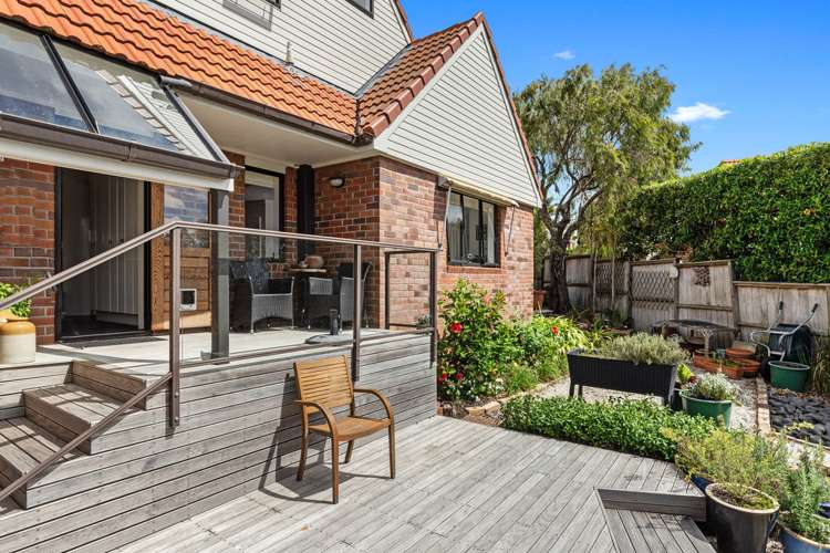 1/4 Elderwood Lane Belmont_14