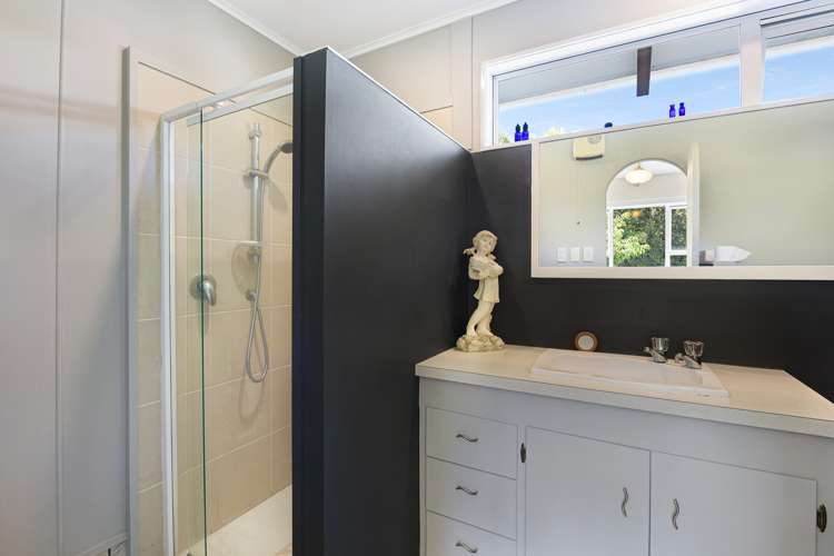 14 The Anchorage Waikawa_15