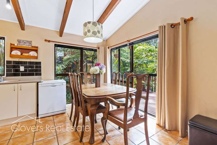34 Sylvan Valley Avenue Titirangi_5