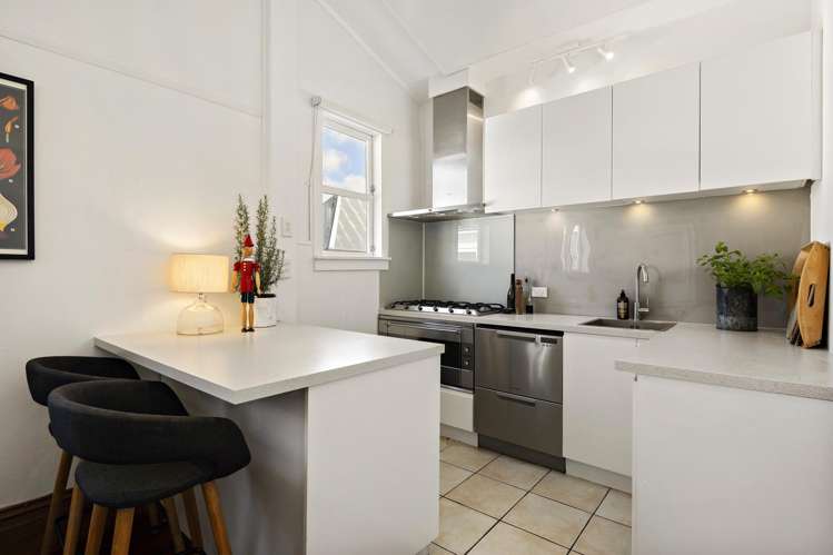 18 Porritt Avenue Mount Victoria_7