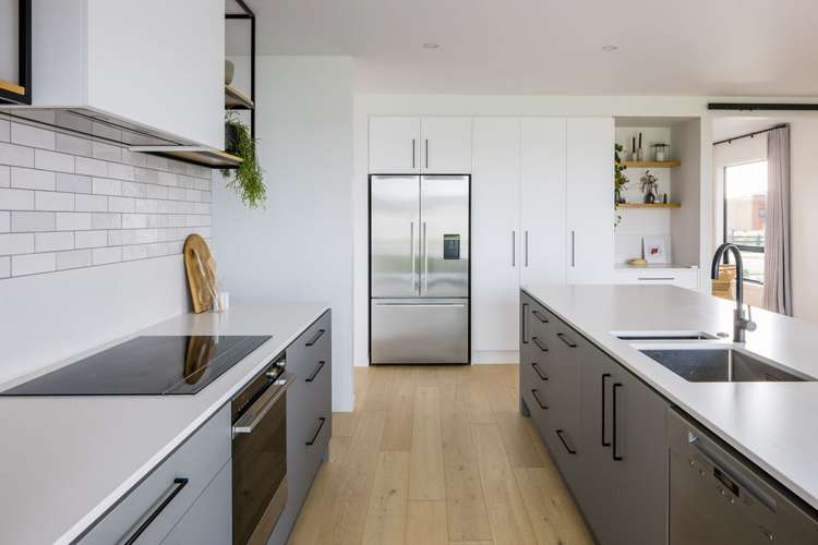 8 Mike Smith Drive Cambridge_12