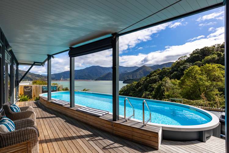 251 Queen Charlotte Drive Havelock_10