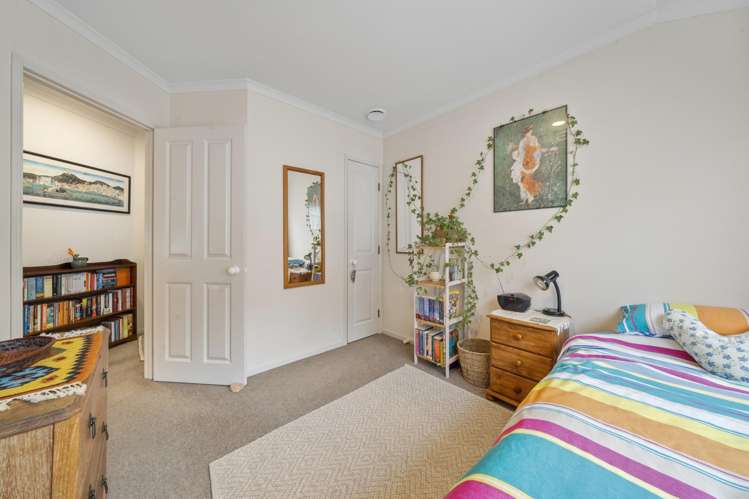 39 Roto Street Hurdon_16