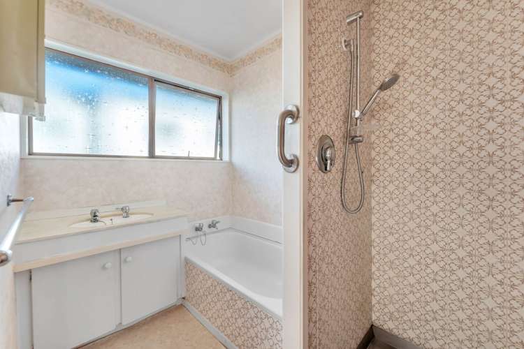 2/1283 Dominion Road Extension Mt Roskill_6