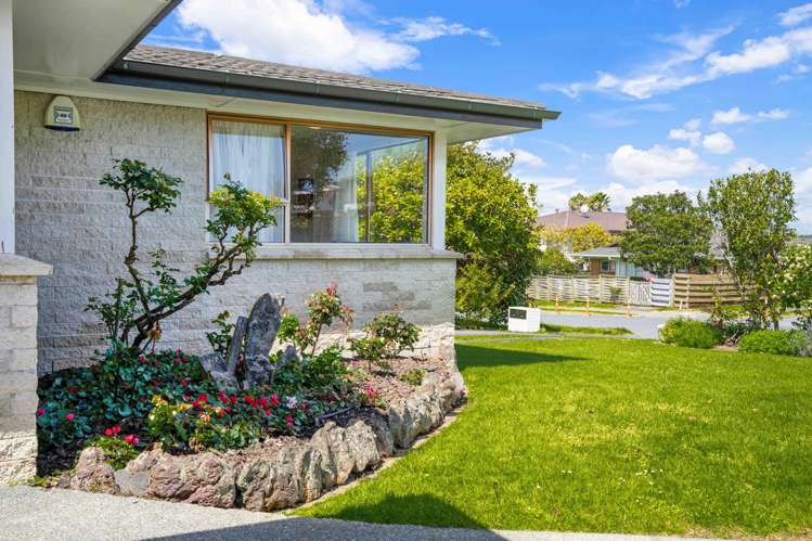 29 Sorrel Crescent Bucklands Beach_28