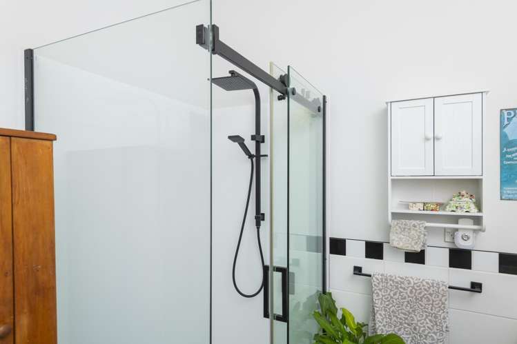 2 Kennedy Street Mangapapa_34