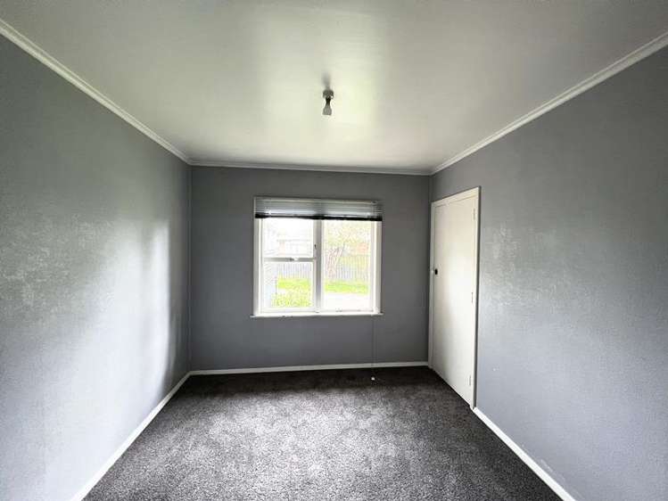 62 Sutton Crescent Papakura_9