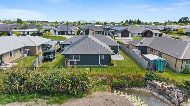60 Braebrook Drive Netherby_21