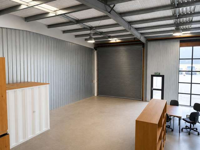 Unit 6, 15 Roxanne Place Poike_3