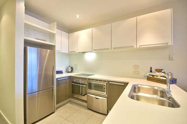 Apartment 510, The Rees, 379 Frankton Road Queenstown_4