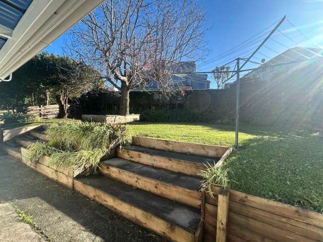 19 Jellicoe Road Murrays Bay_4