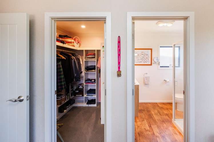 93 Mount Taylor Drive Feilding_24