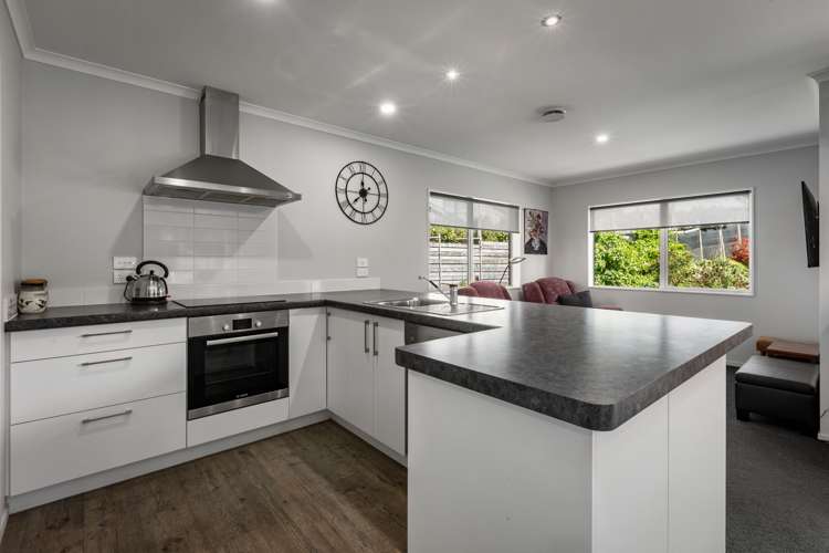 98 Roberts Street Waihi_12