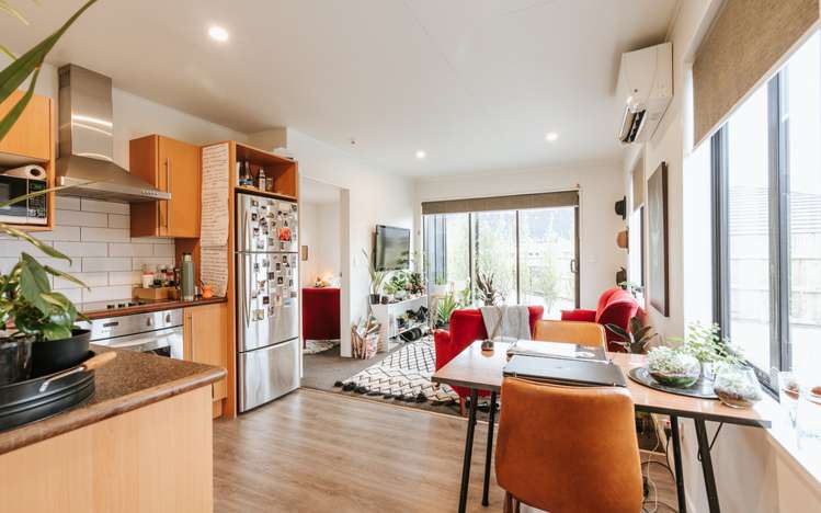 31 Finch Street Albert Town_16