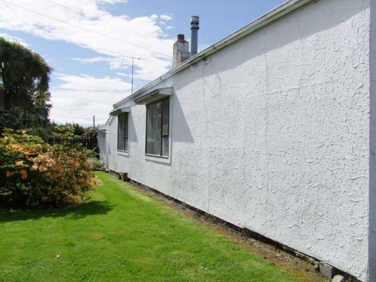 62 Elderlee Street Milton_19