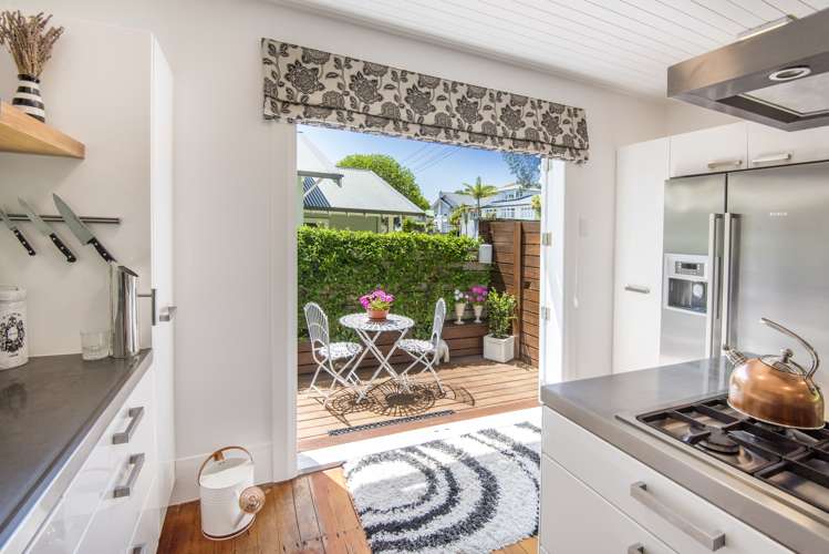 1 Macky Avenue Devonport_11