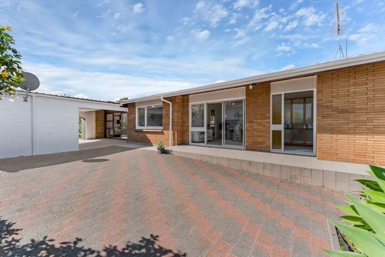 26 Maugham Drive Bucklands Beach_13